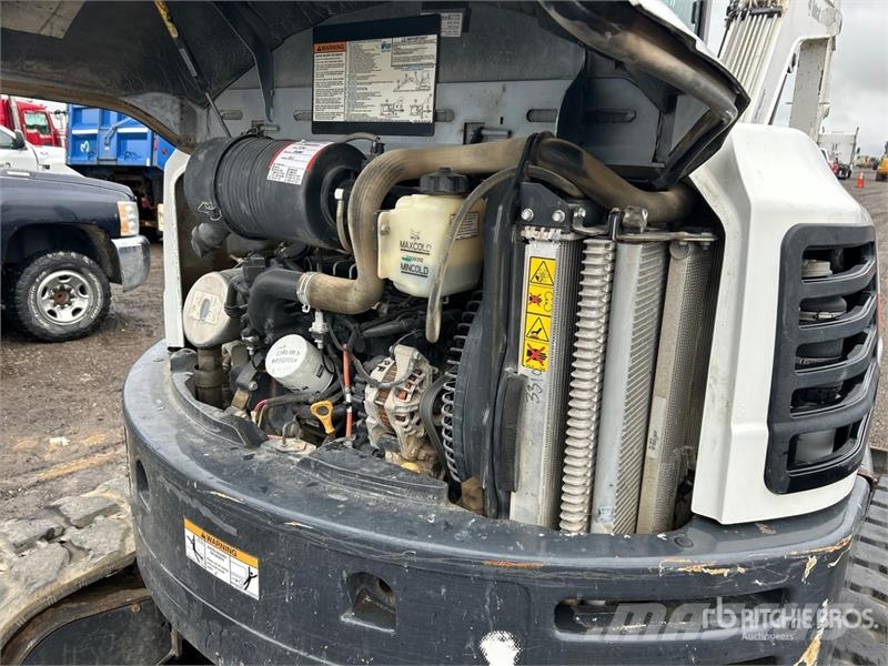 Bobcat E45 Mini bagri <7t