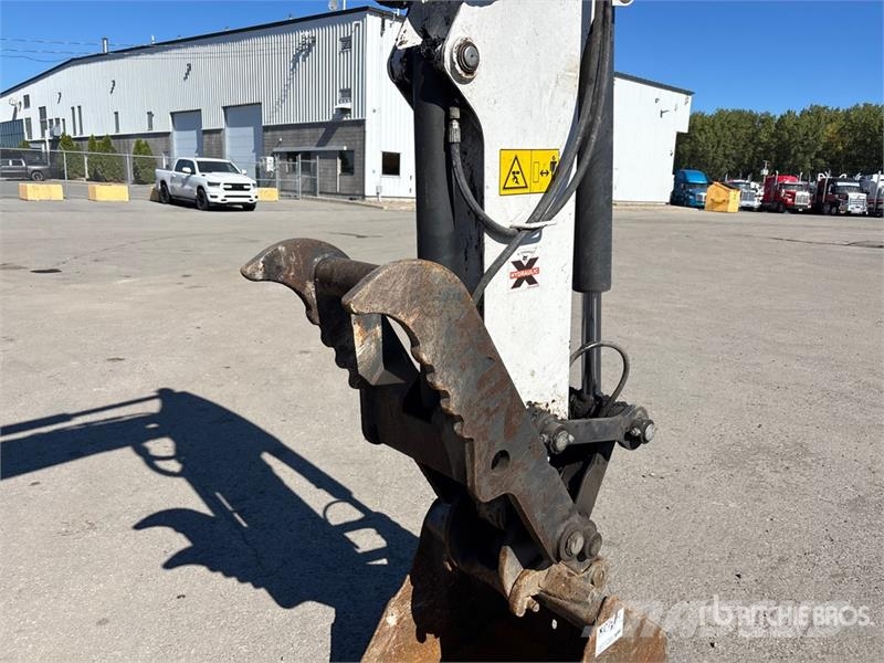 Bobcat E60 Mini Excavator Mini excavators < 7t