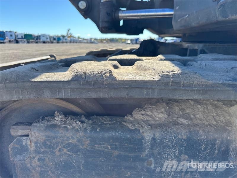 Bobcat E60 Mini Excavator Mini excavators < 7t