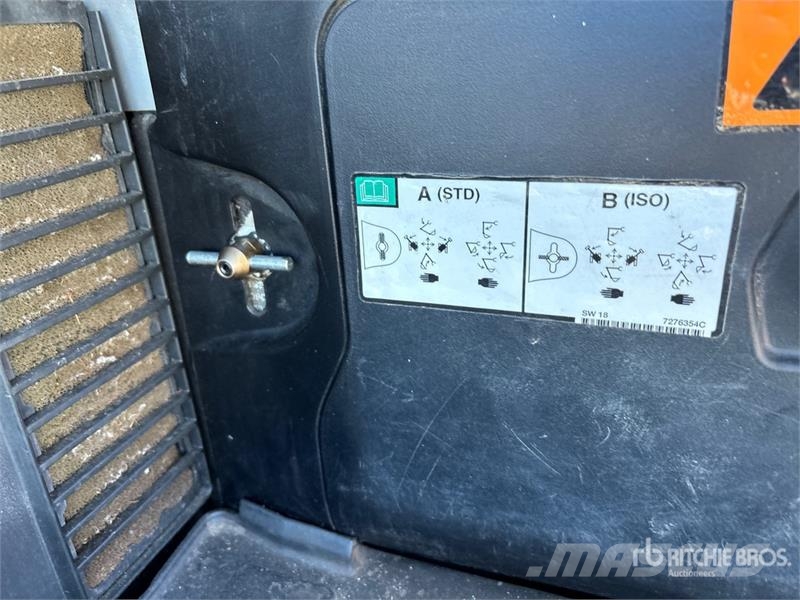 Bobcat E60 Mini Excavator Mini excavators < 7t