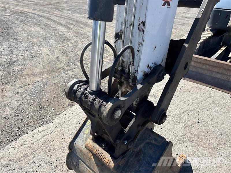 Bobcat E60 Mini Excavator Mini excavators < 7t