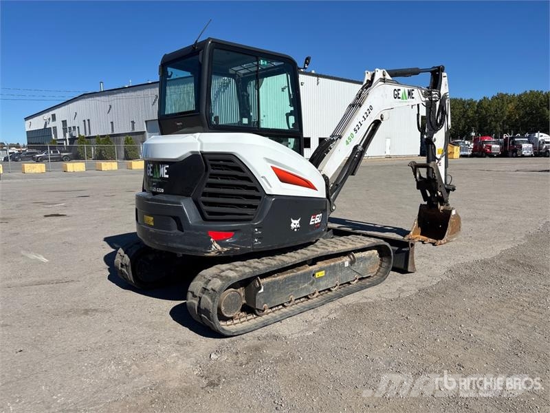 Bobcat E60 Mini Excavator Mini excavators < 7t