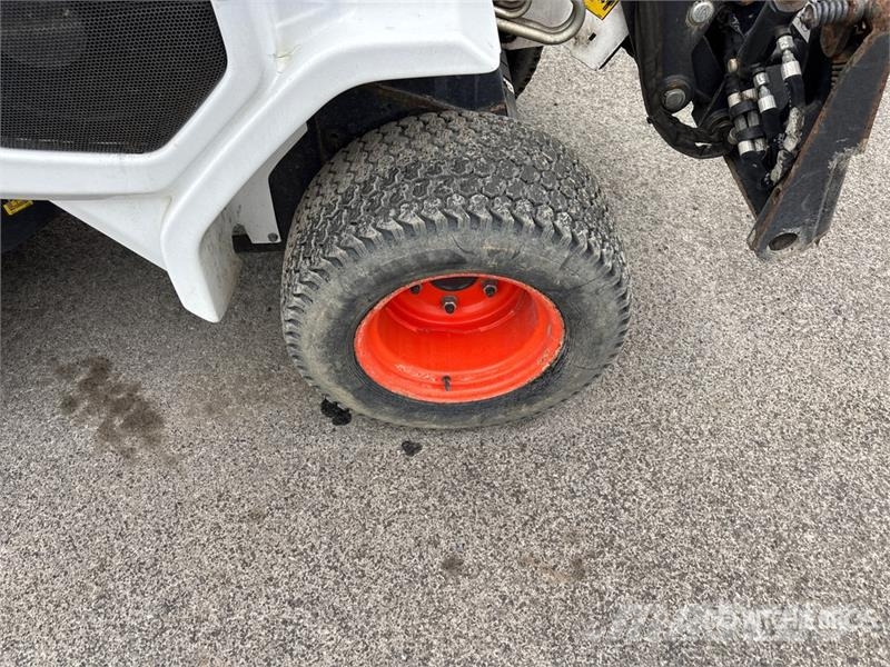 Bobcat L28 Wheel Loader Wheel loaders