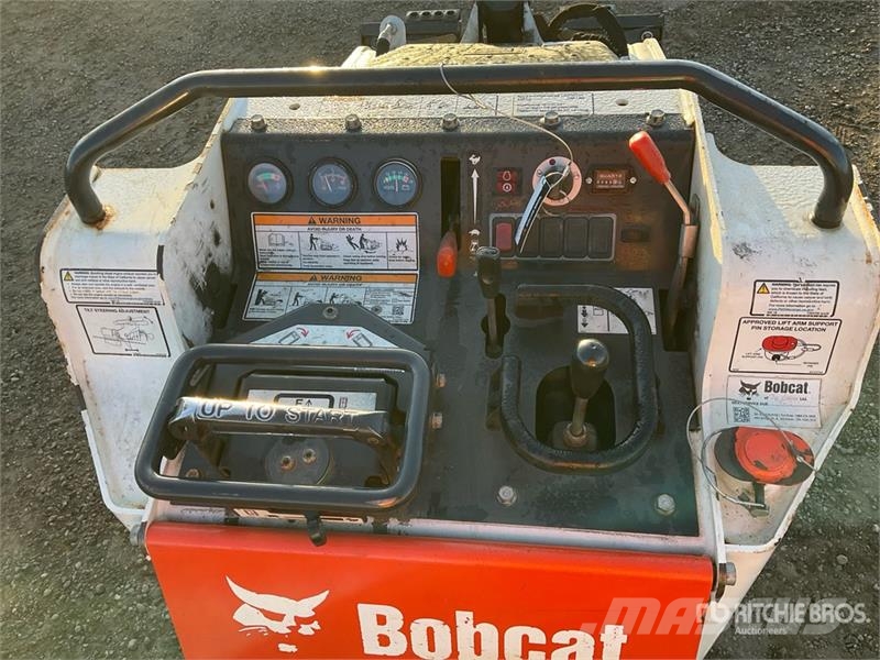 Bobcat MT55 Мини-погрузчики