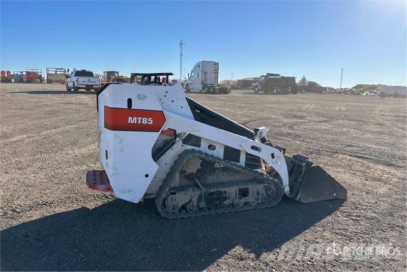 Bobcat MT85 Мини-погрузчики