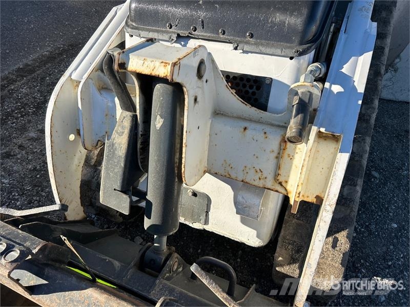 Bobcat MT85 Мини-погрузчики