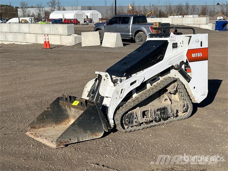 Bobcat MT85 Мини-погрузчики