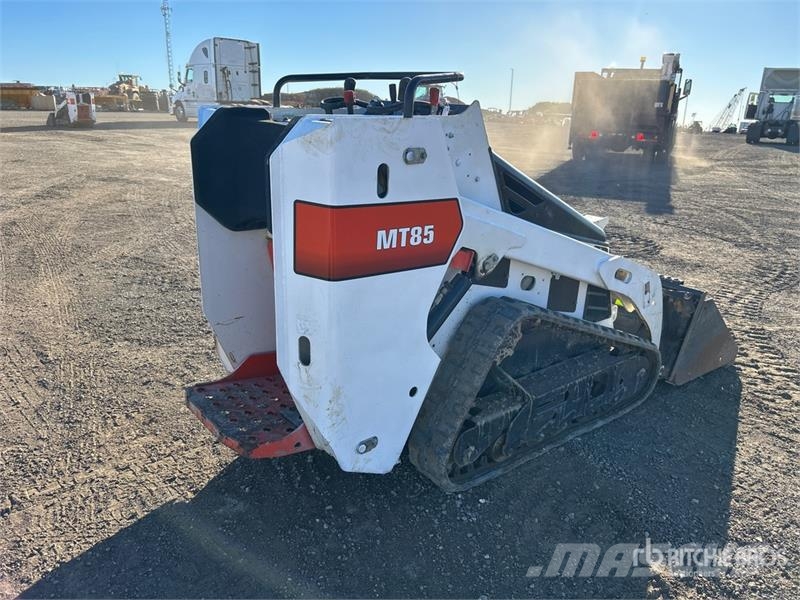 Bobcat MT85 Мини-погрузчики