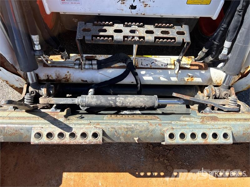 Bobcat S450 Skid steer mini nakladalci