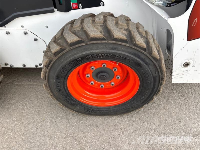 Bobcat S64 Two-Speed Skid Steer Loader Skid steer loaders