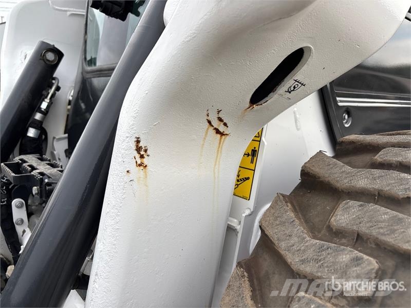 Bobcat S64 Two-Speed Skid Steer Loader Skid steer loaders