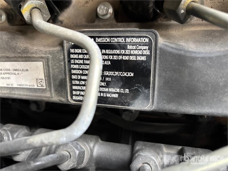 Bobcat S64 Two-Speed Skid Steer Loader Skid steer loaders