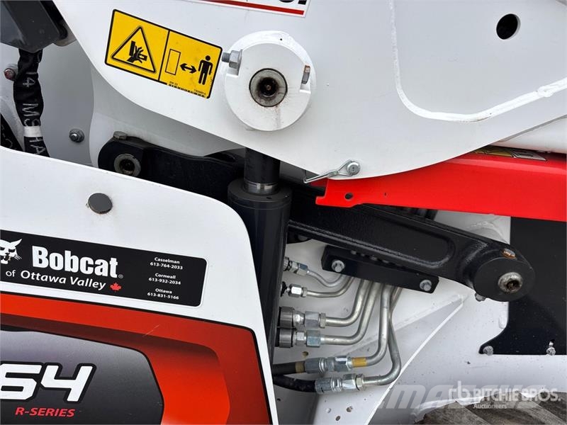 Bobcat S64 Two-Speed Skid Steer Loader Skid steer loaders