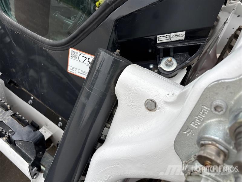 Bobcat S64 Two-Speed Skid Steer Loader Skid steer loaders
