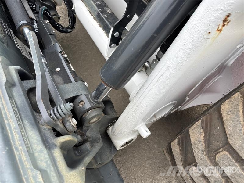 Bobcat S64 Two-Speed Skid Steer Loader Skid steer loaders