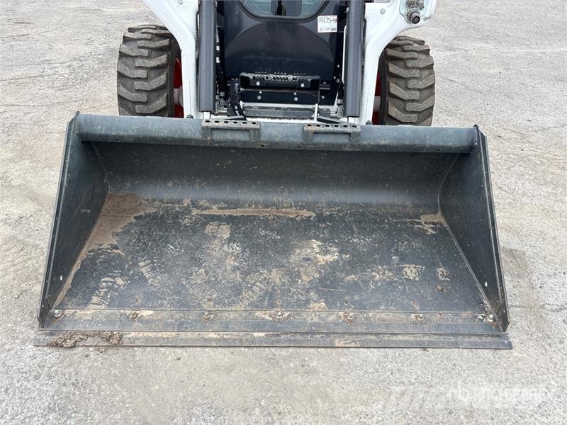 Bobcat S64 Two-Speed Skid Steer Loader Skid steer loaders