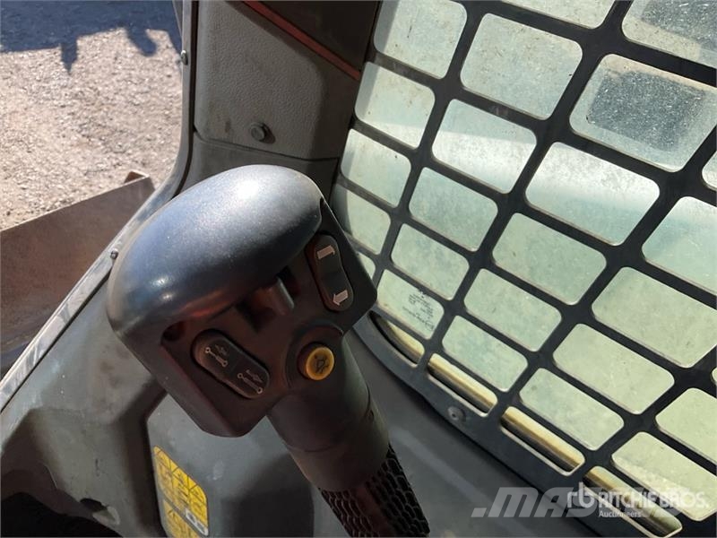 Bobcat S66 Two-Speed R Series Skid Steer Loader Мини-погрузчики