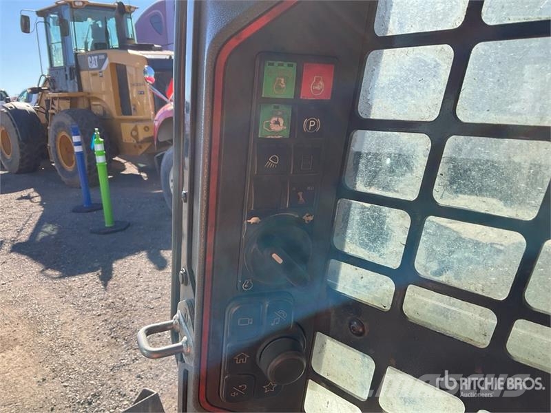 Bobcat S66 Two-Speed R Series Skid Steer Loader Мини-погрузчики
