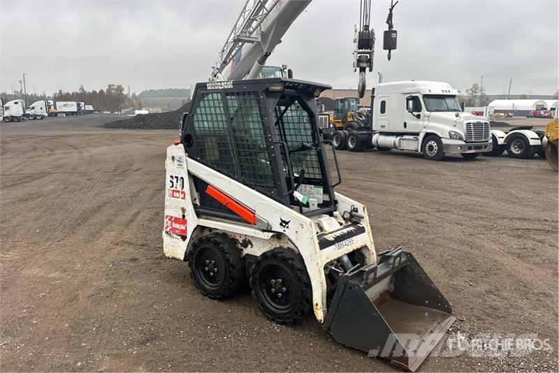 Bobcat S70 Мини-погрузчики