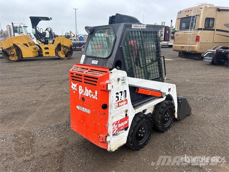 Bobcat S70 Мини-погрузчики