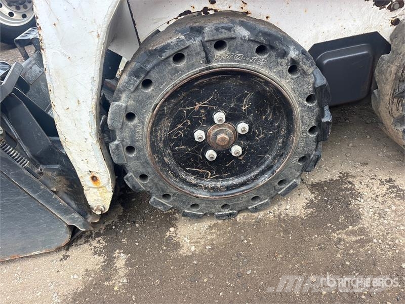 Bobcat S70 Мини-погрузчики