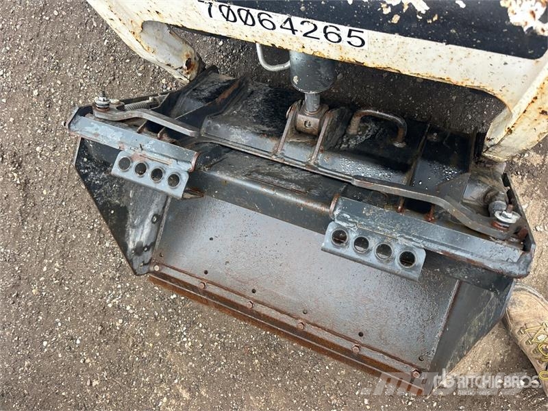 Bobcat S70 Мини-погрузчики