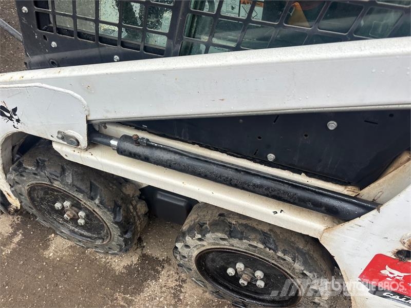 Bobcat S70 Мини-погрузчики