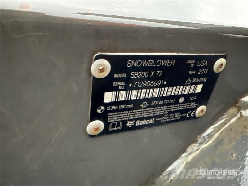 Bobcat SB200 Snow throwers
