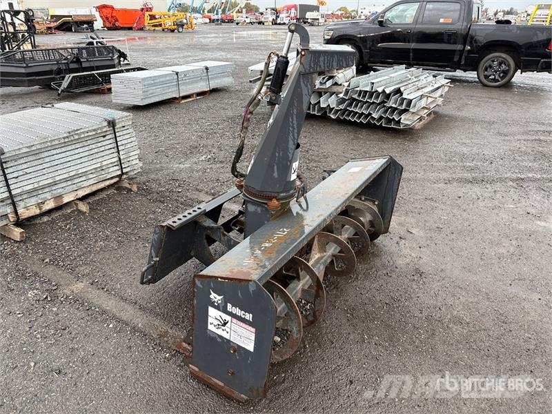 Bobcat SB200 Snow throwers