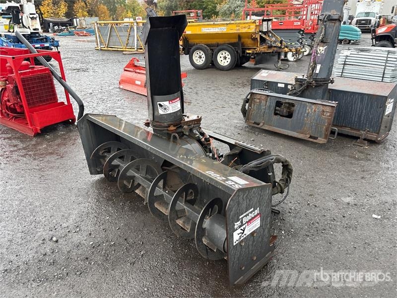 Bobcat SB200 Snow throwers