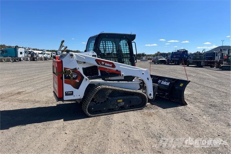 Bobcat T450 Skid steer loaders