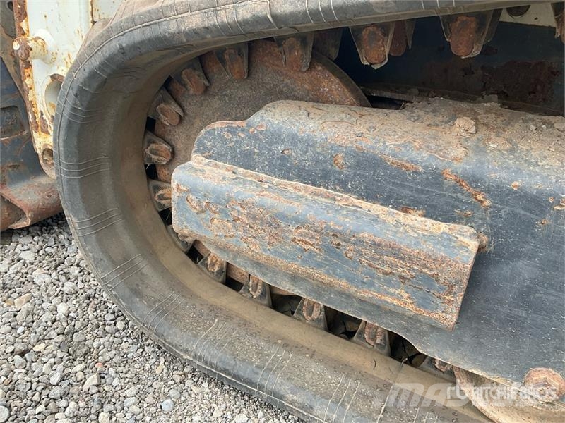 Bobcat T450 Carregadoras de direcção deslizante