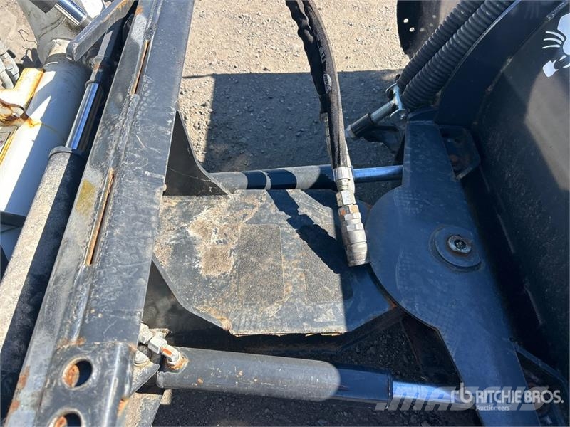 Bobcat T450 Skid steer loaders