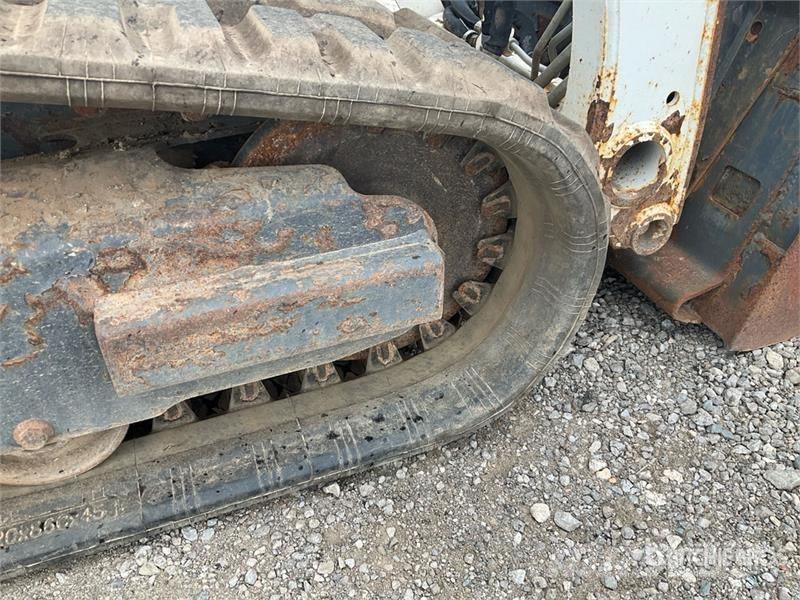 Bobcat T450 Carregadoras de direcção deslizante