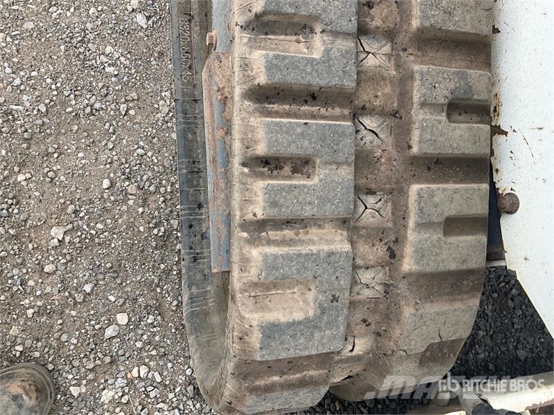 Bobcat T450 Carregadoras de direcção deslizante