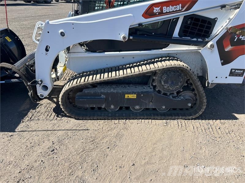 Bobcat T450 Skid steer loaders