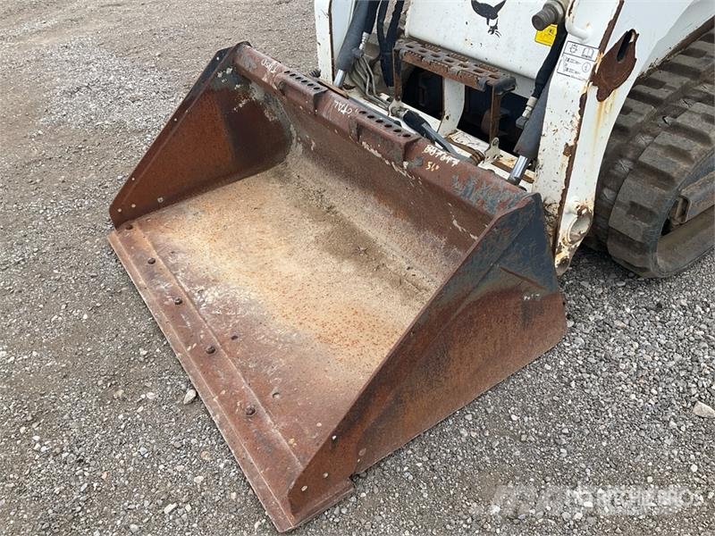 Bobcat T450 Carregadoras de direcção deslizante