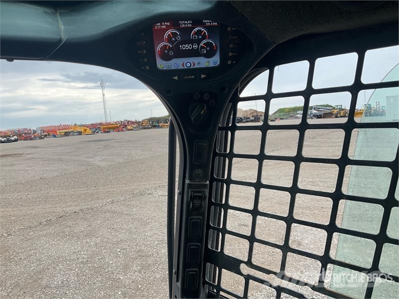Bobcat T450 Carregadoras de direcção deslizante