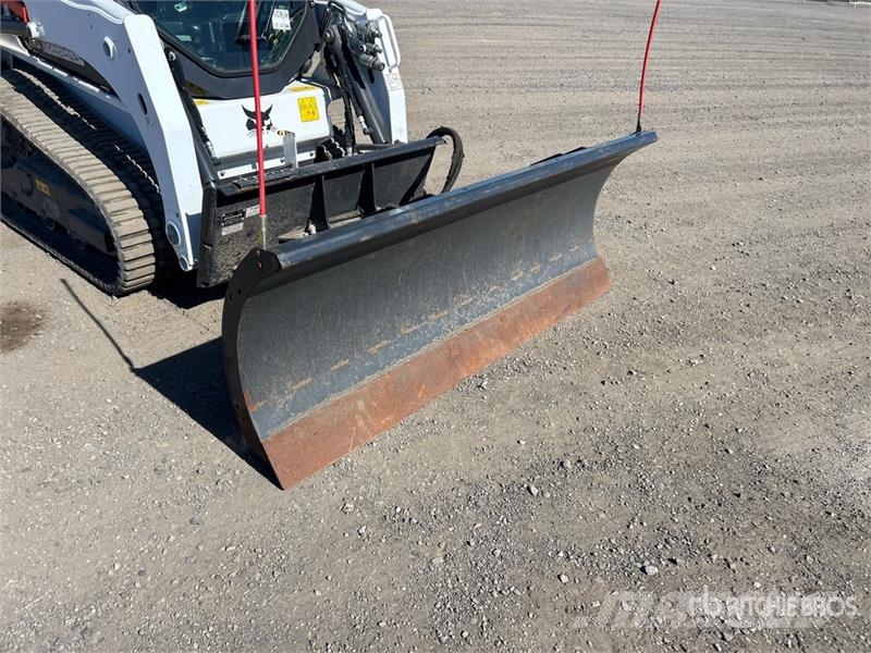 Bobcat T450 Skid steer loaders