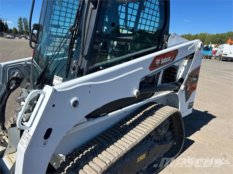 Bobcat T450 Skid steer loaders