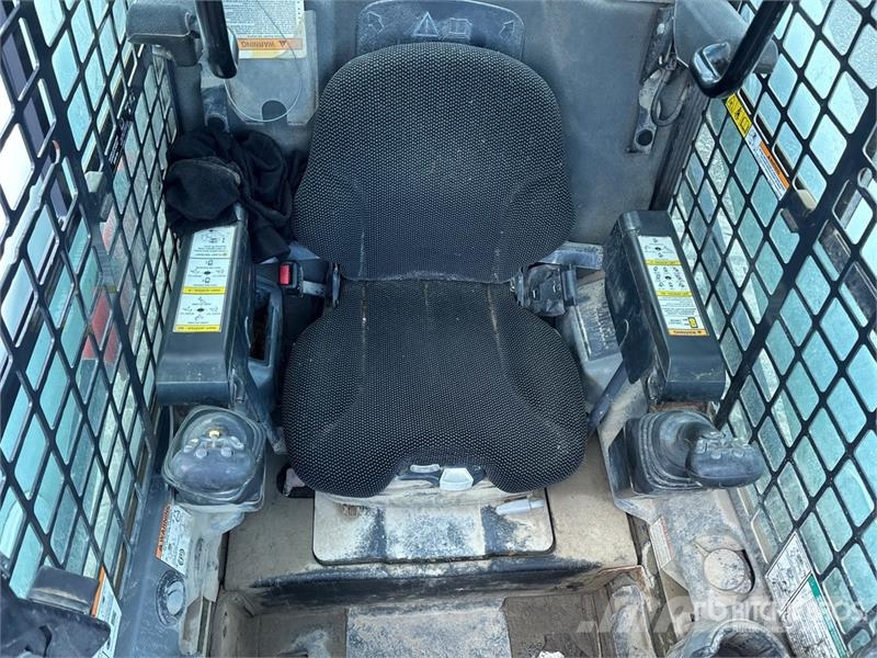 Bobcat T595 Міні-навантажувачі