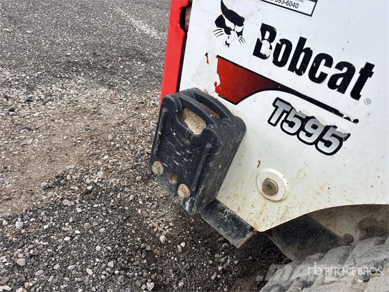 Bobcat T595 Міні-навантажувачі