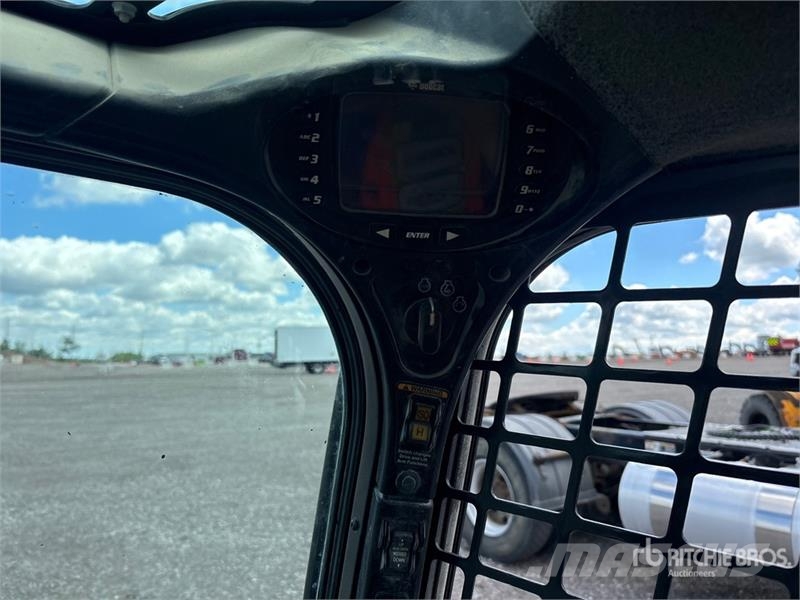Bobcat T595 Міні-навантажувачі