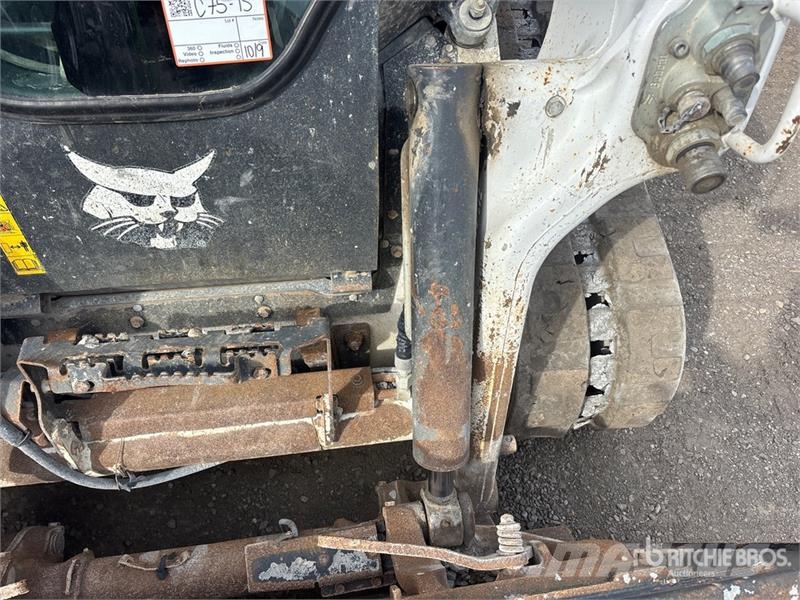 Bobcat T64 Two-Speed Compact Track Loader Kompaktlader