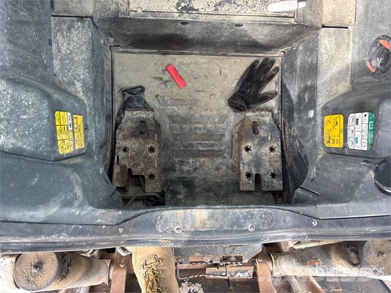 Bobcat T64 Two-Speed Compact Track Loader Kompaktlader