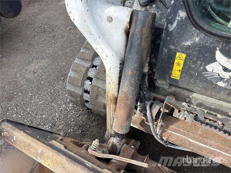Bobcat T64 Two-Speed Compact Track Loader Kompaktlader