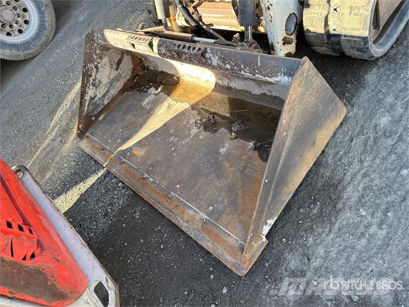 Bobcat T66 Мини-погрузчики