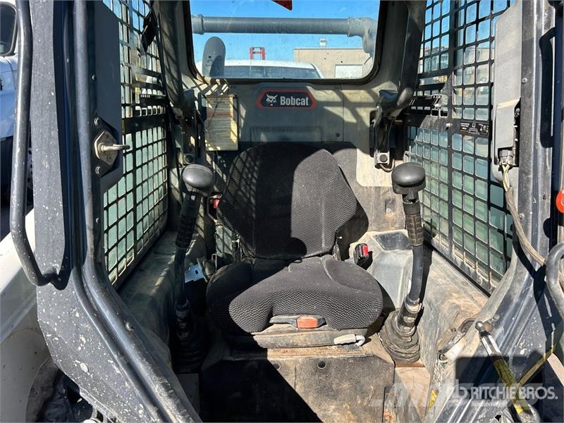 Bobcat T66 Мини-погрузчики