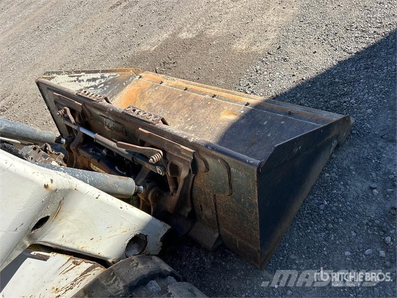 Bobcat T66 Мини-погрузчики