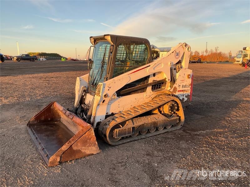 Bobcat T740 Мини-погрузчики